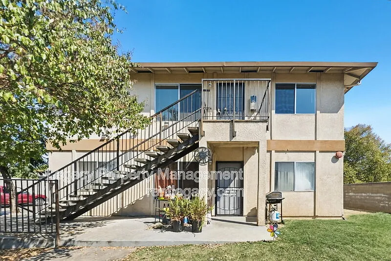 2630 Darwin St #11