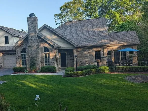 3307 Falcon Ln, Murrysville, PA 15668