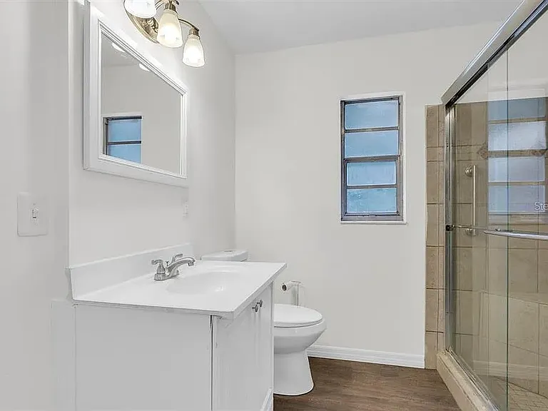 2207 Elizabeth Dr — Photo 10