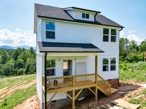 2242 Bear Creek Rd, Leicester, NC 28748