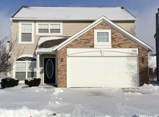 6685 Wimbledon Dr, Zionsville, IN 46077