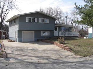 406 Cardinal Dr, Washington, IL 61571