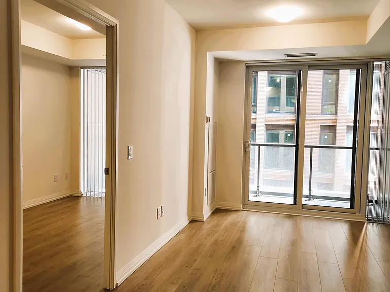 8 Widmer St #704 — Photo 1