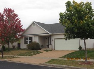 5410 Golden Leaf Trl, Madison, WI 53704