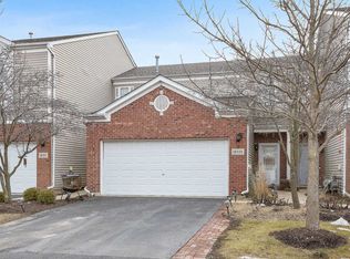 16135 Golfview Dr, Lockport, IL 60441