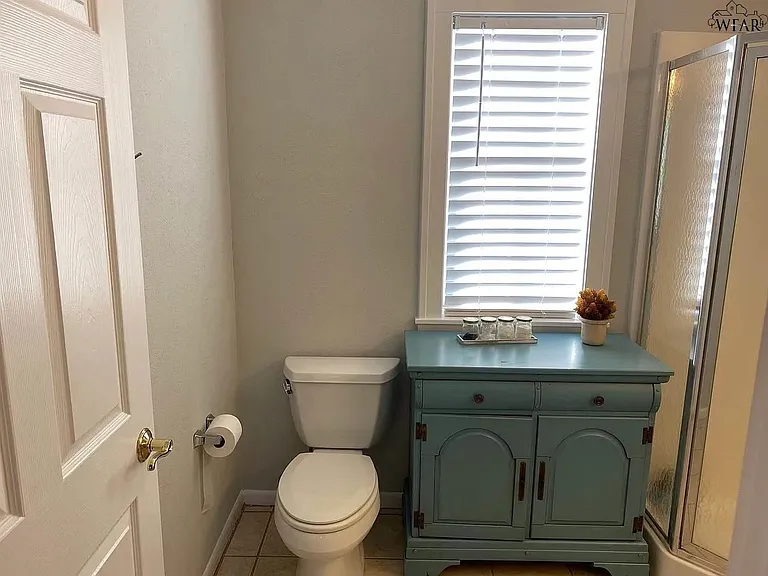 1806B Victory Ave — Photo 15