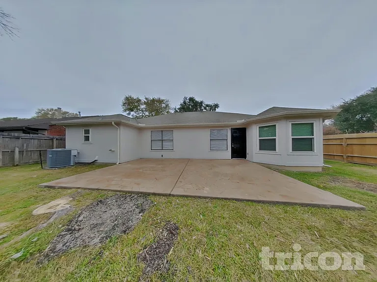 19403 Misty Cove Dr — Photo 16