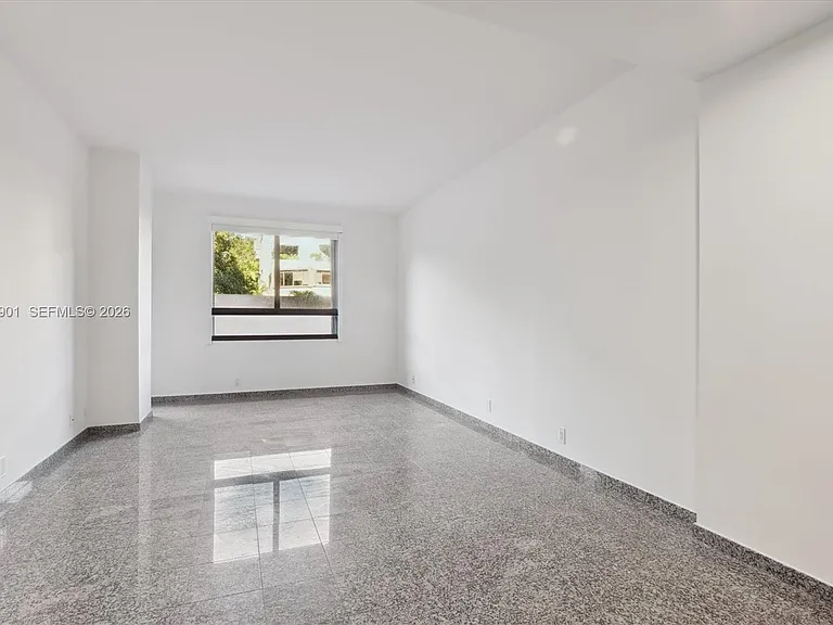 151 Crandon Blvd #120 — Photo 7