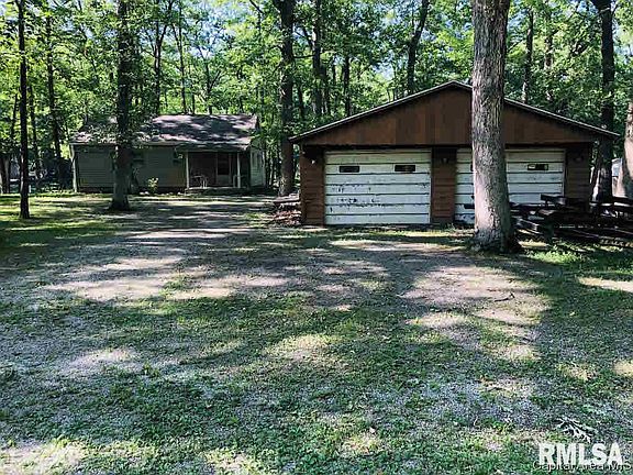 2nd image of 15326 Magnolia Dr