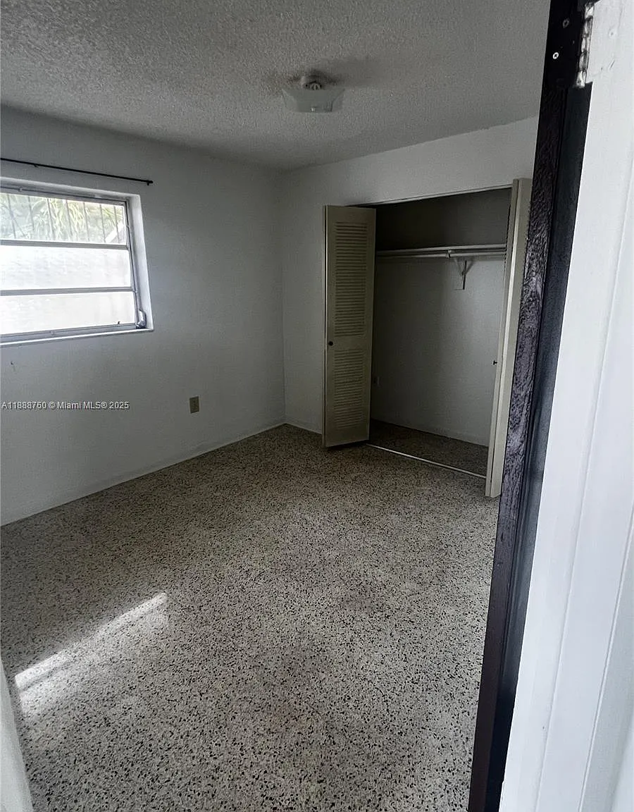 Lawrence Estate Land Co — Photo 1