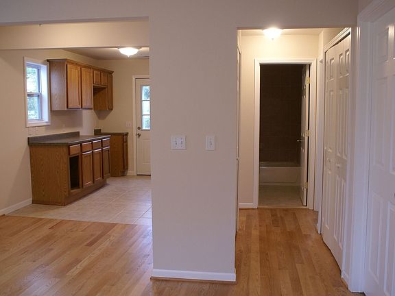 Dining Room & Hallway