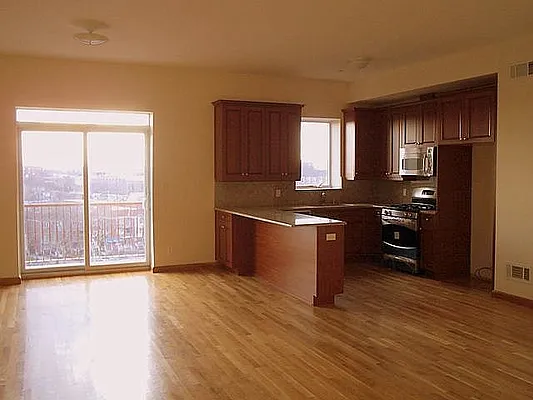 Sold by Fillmore | media 4