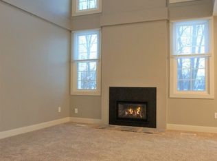 6631 Stillwater Blvd N, Oakdale, MN 55128