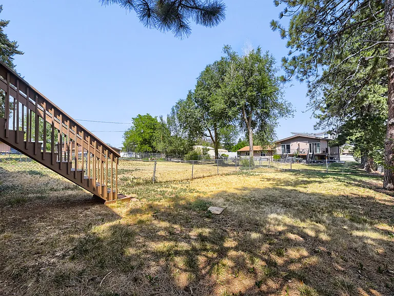 1690 Taft St — Photo 23