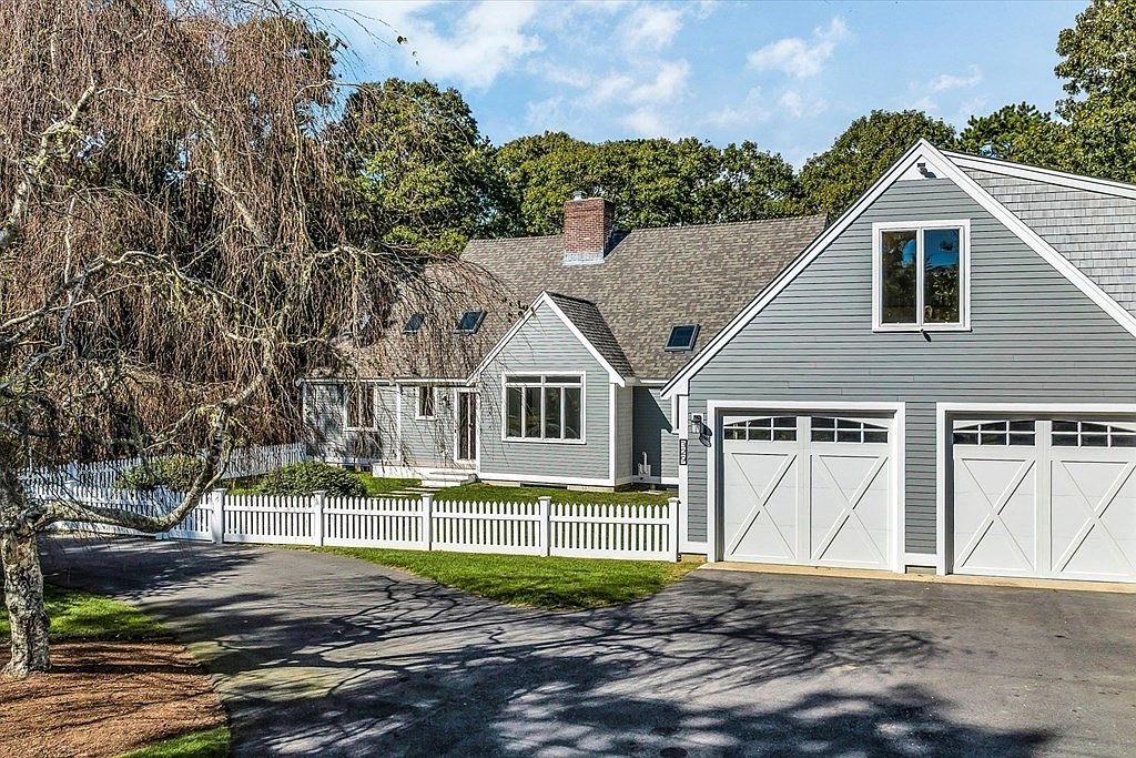 329 Waquoit Rd, Barnstable, MA 02630 MLS 73174996 Zillow