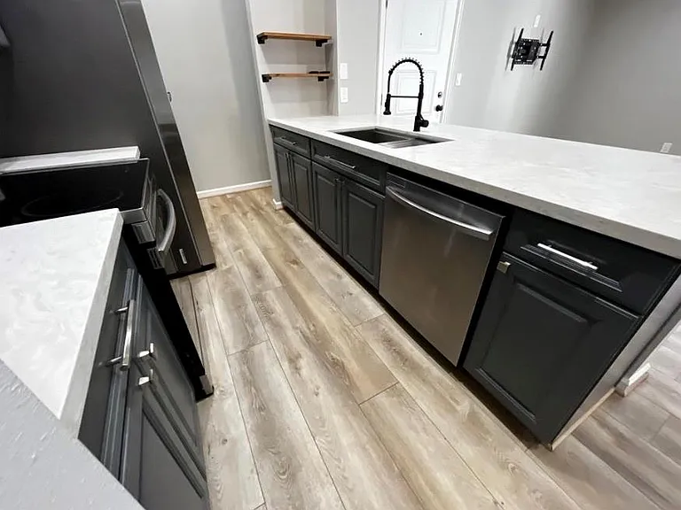 2425 Augusta Dr #44 — Photo 13