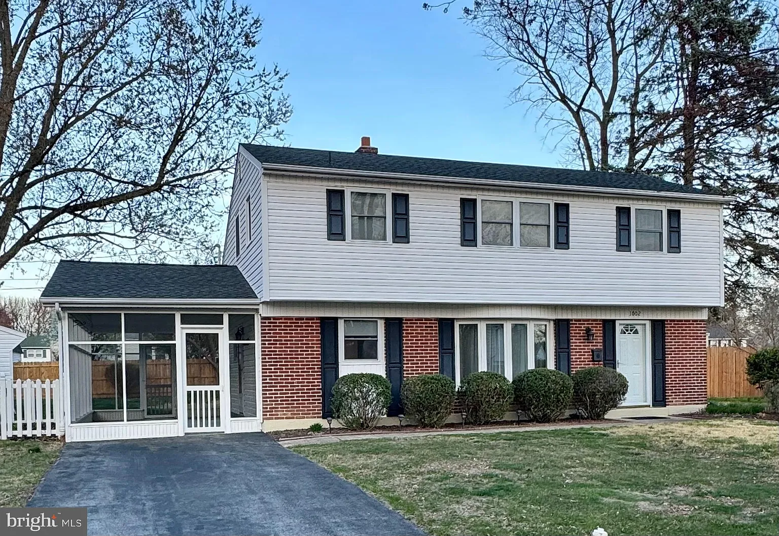 1002 Mistover Ln photo 1