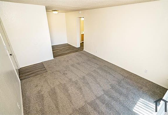 3rd image of 1186 E 60th St S APT B