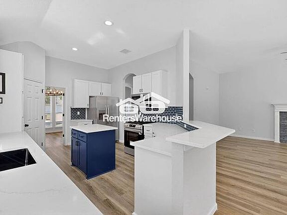 5th image of 5217 Rush Creek Ct
