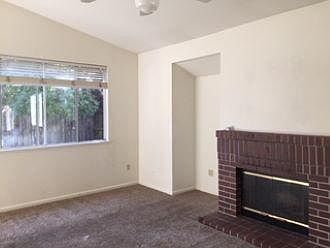 5th image of 1626 Blanchard Dr
