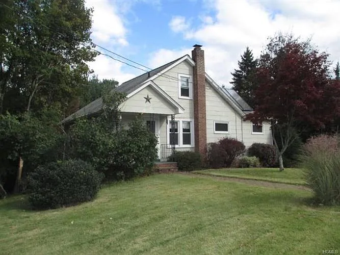 11 Reservoir Rd photo 1