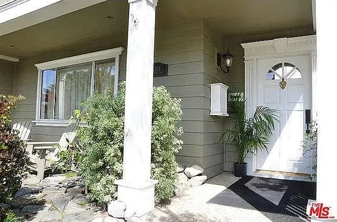 8308 Fordham Rd — Photo 2
