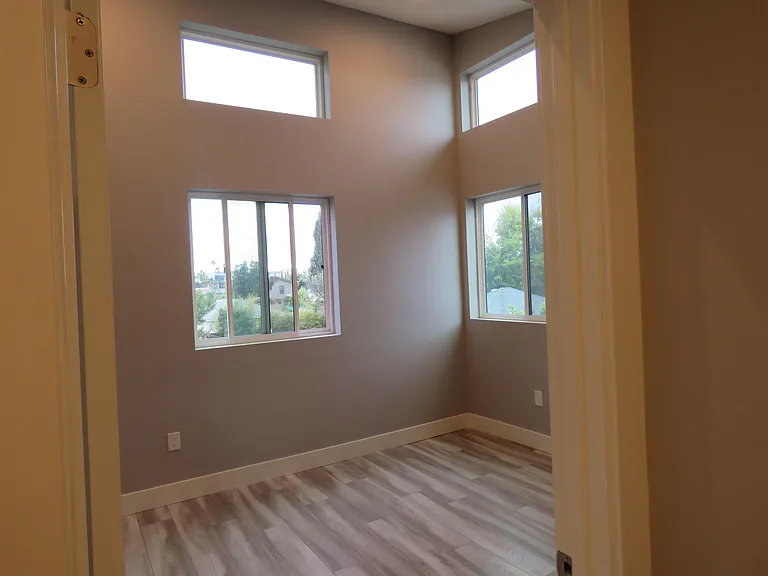 5753 Case Ave #4 — Photo 14