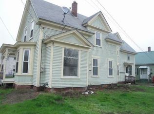 49 Summer St, Rochester, NH 03867