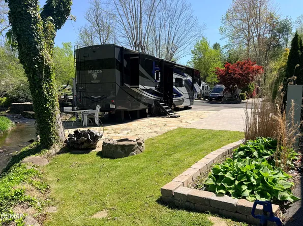 4229 E Pkwy #164, Gatlinburg, TN 37738