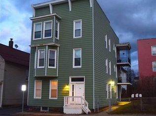 101 Park Ave APT 3, Cohoes, NY 12047