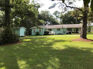 17424 Pierce Ln, Gulf Shores, AL 36542