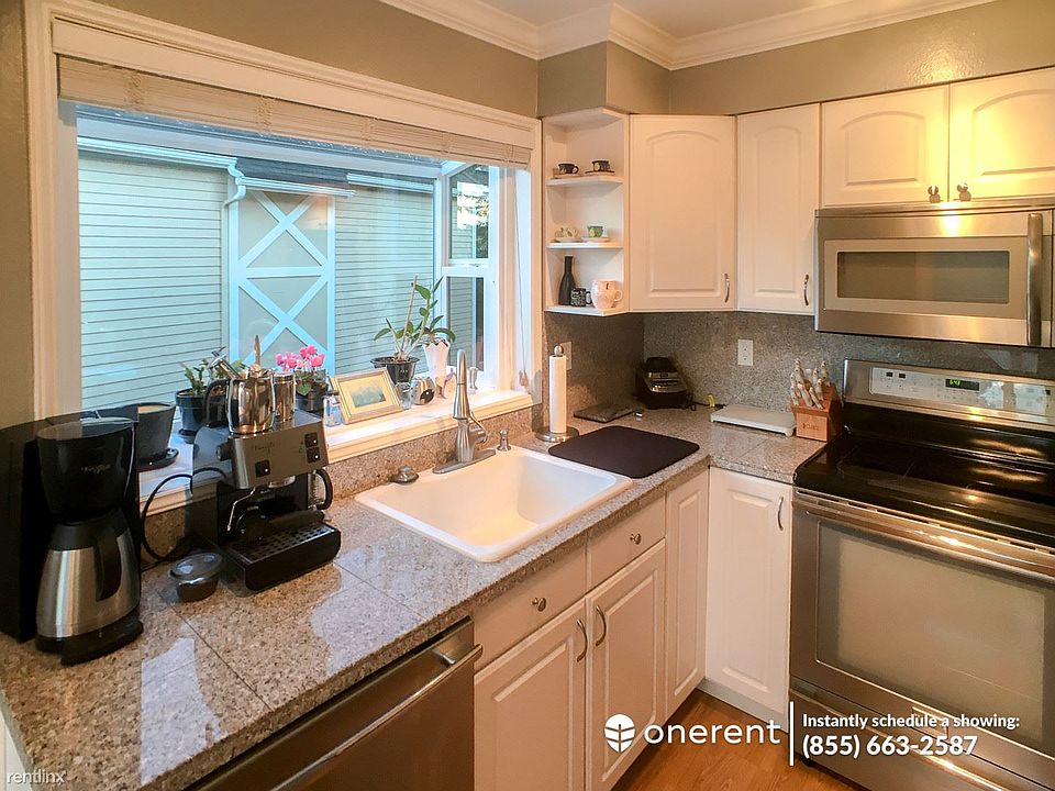 1st image of 12719 NE 171st Ln