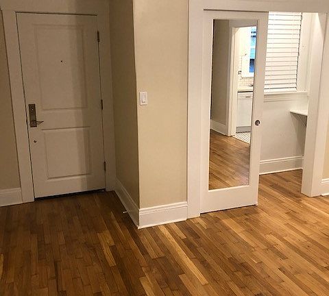 2nd image of 2056 NW Glisan St APT 28