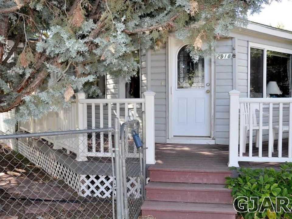 1st image of 2918 1/2 Sandra Ave