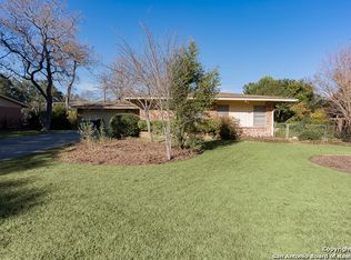 219 Five Oaks Dr, San Antonio, TX 78209