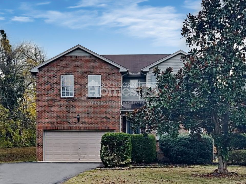 1st image of 561 Hillside Ln