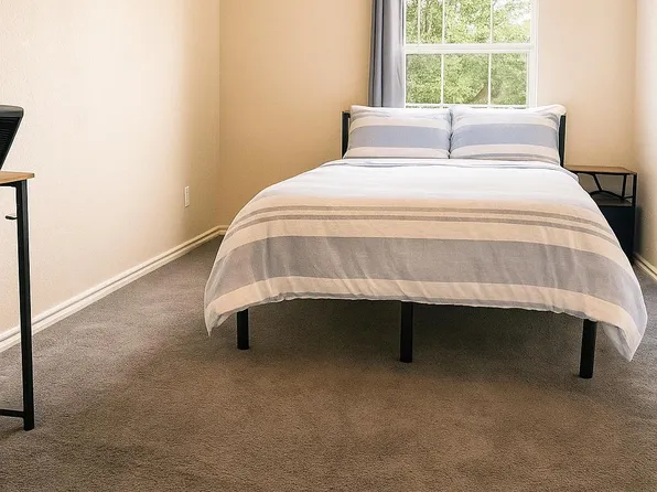 (undisclosed Address), Arlington, TX 76002