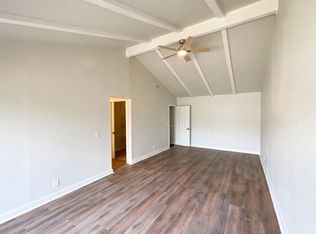 1158 S Ellison Dr, San Antonio, TX 78245