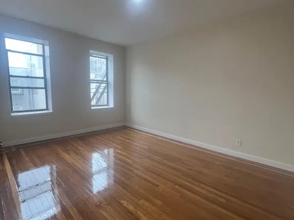 (undisclosed Address), Bronx, NY 10461