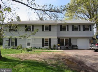 307 E Park Ave, Sellersville, PA 18960