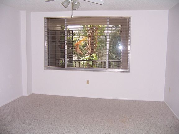 4th image of 2699 Seville Blvd Unit 203