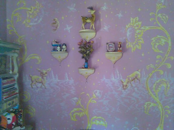 Mural in girl's room