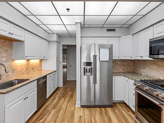 5th image of 3818 W End Ave APT 103