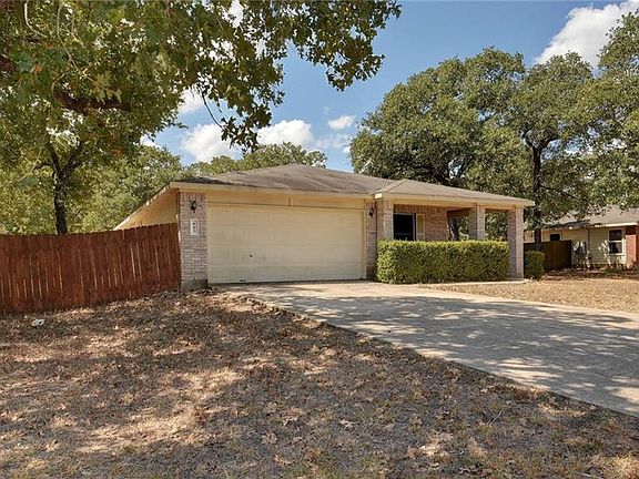 4th image of 443 McDonald Ln W