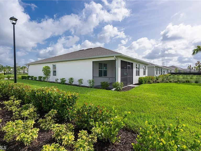 42380 Cascade Dr — Photo 15