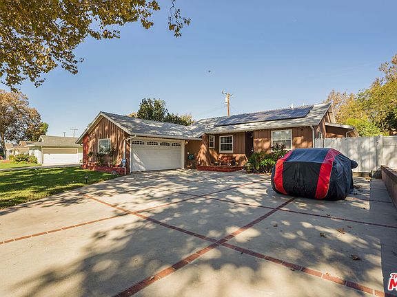 3rd image of 4141 Eileen St