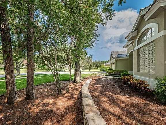 3rd image of 1457 E Lake Woodlands Pkwy