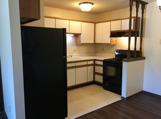 5826 Margery Dr #102, Racine, WI 53406