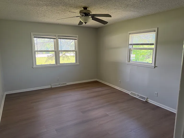 20766 W Rollins Rd — Photo 18