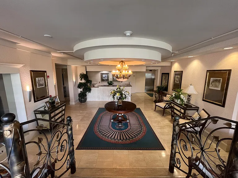 1000 Spanish River Rd #1F — Photo 4